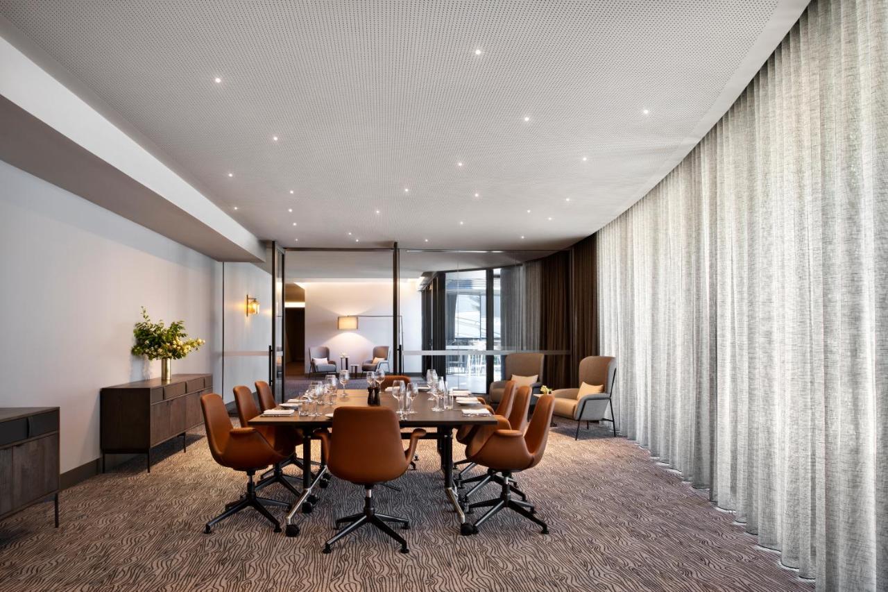 Melbourne Marriott Hotel Docklands Экстерьер фото The Westin Sydney