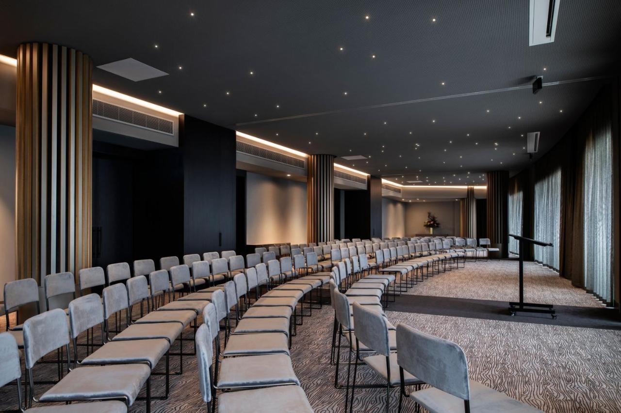 Melbourne Marriott Hotel Docklands Экстерьер фото Meeting room