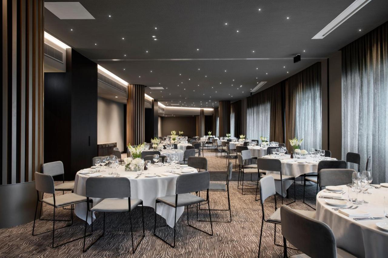 Melbourne Marriott Hotel Docklands Экстерьер фото The ballroom