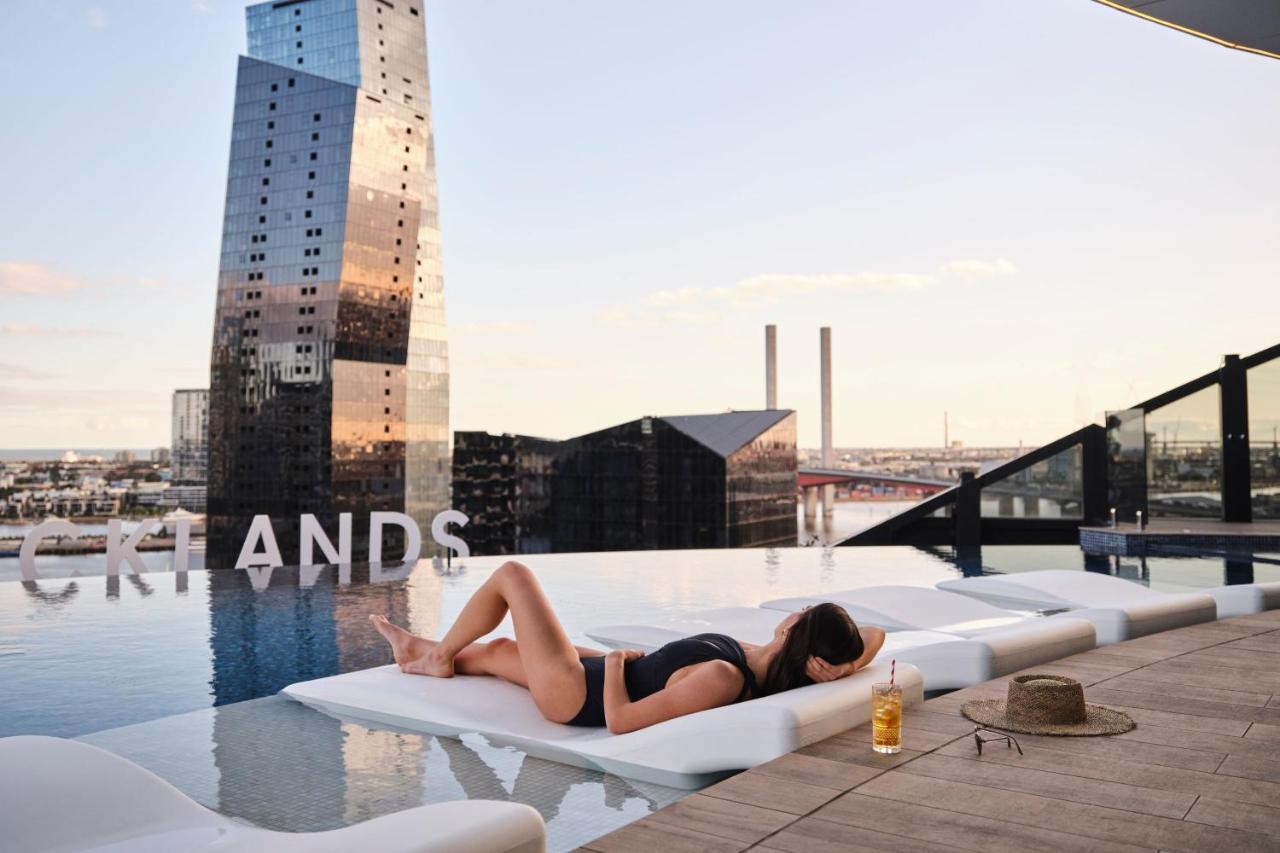 Melbourne Marriott Hotel Docklands Экстерьер фото The rooftop pool at the Standard East Village