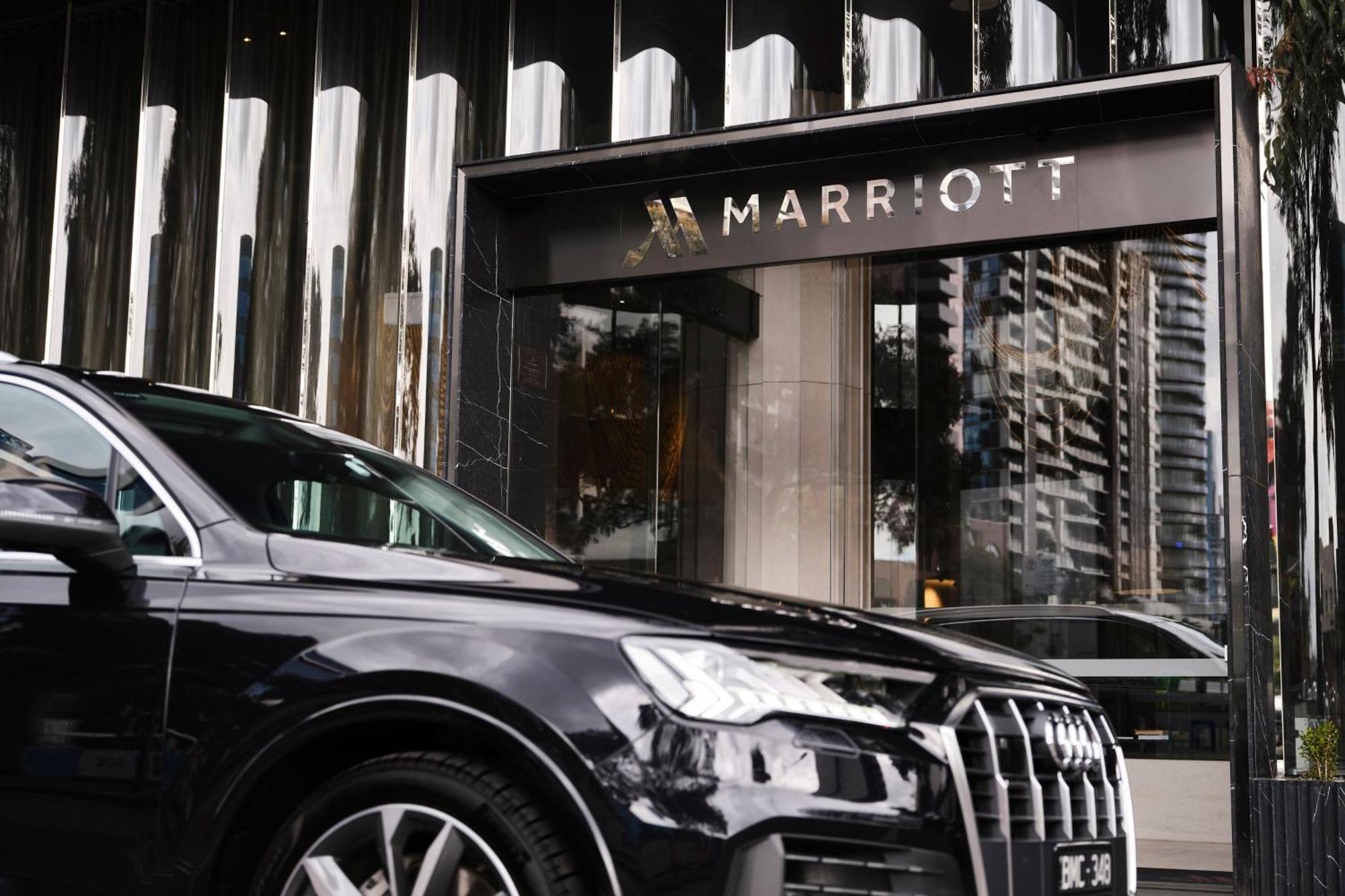 Melbourne Marriott Hotel Docklands Экстерьер фото Marriott's Hotel in London