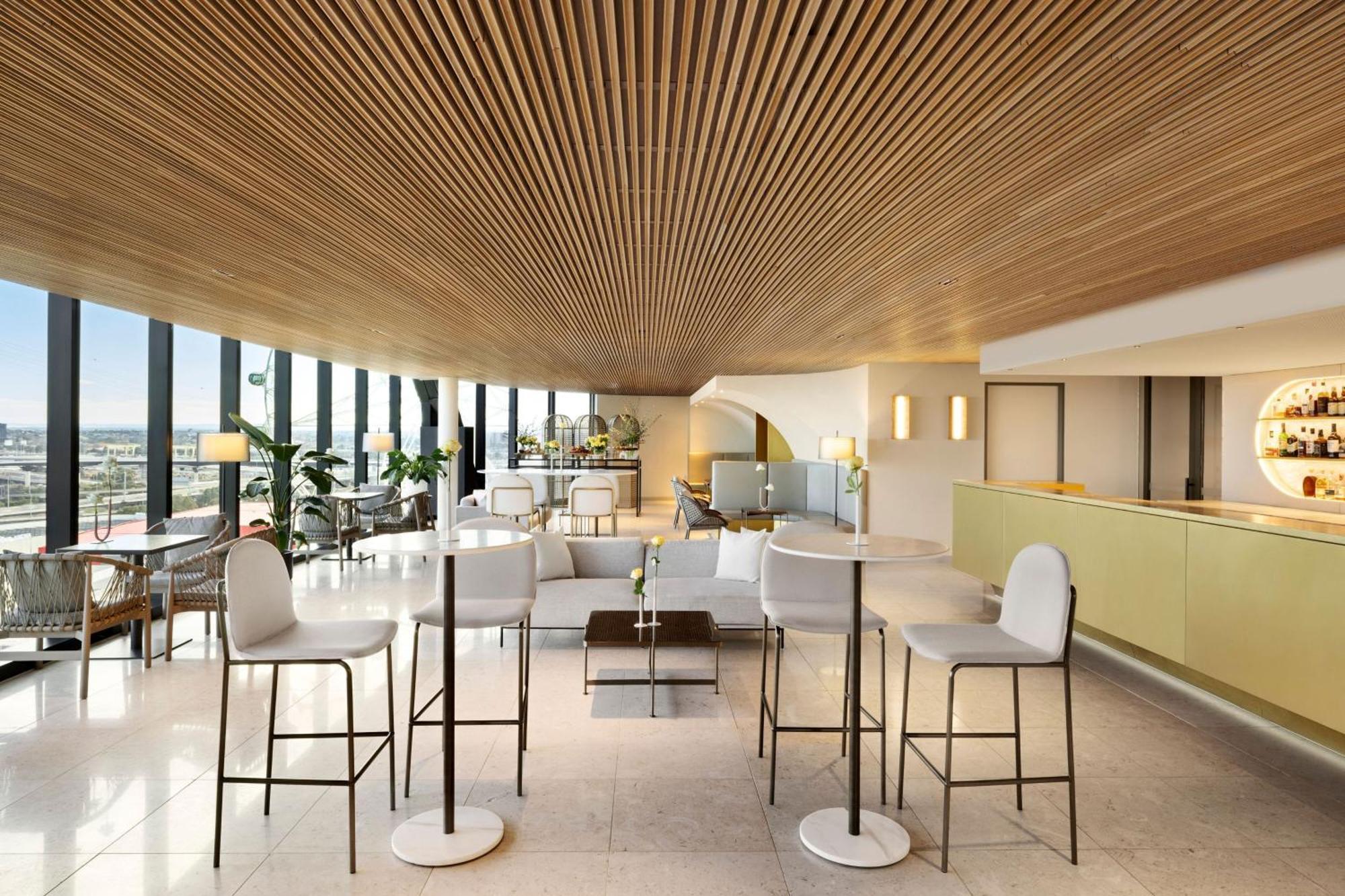 Melbourne Marriott Hotel Docklands Экстерьер фото Club Lounge at the airport